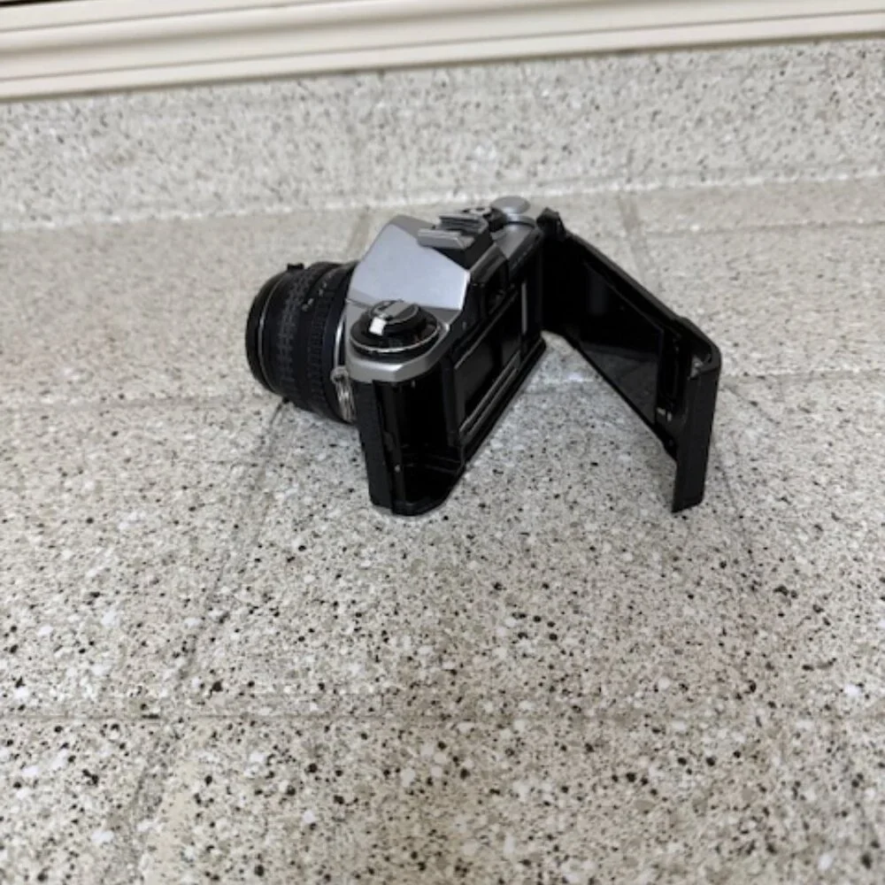Pentax ME 35mm Camera with SUNPAK 1600A Softlite Auto Flash